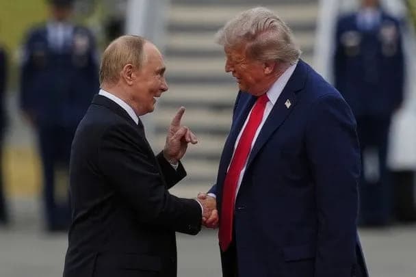 У Росії вирішили створити парфуми «Дух Анкориджа» на честь зустрічі Трампа та Путіна
