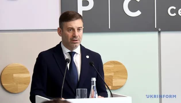Омбудсман: переселенці найчастіше звертаються щодо виплат та компенсацій