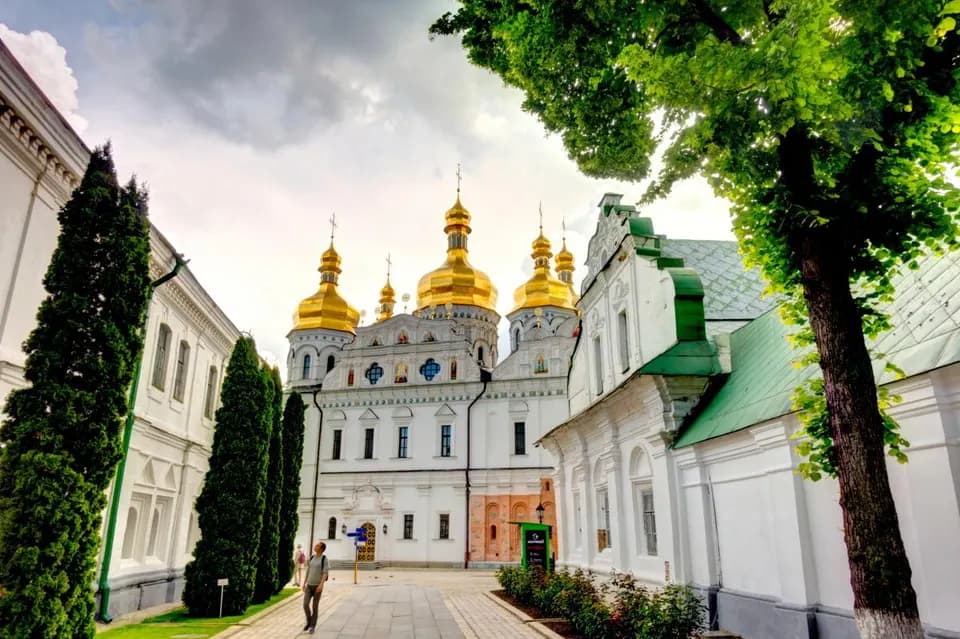 26 липня: вшановуємо митрополита Йосипа та народні традиції збору врожаю