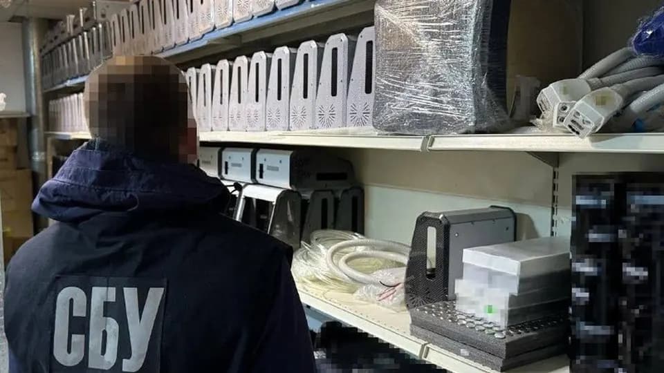 У Києві керівників підприємства підозрюють у забрудненні землі медвідходами