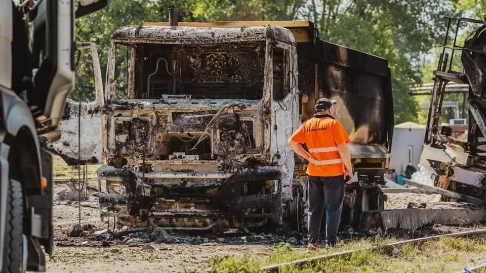 Ракетний удар по базі «Автострада» у Києві: є загиблі та серйозні руйнування