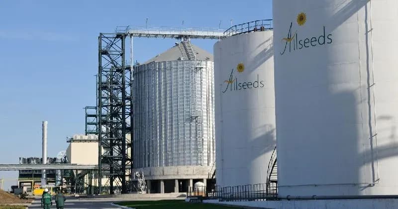Один з найбільших експортерів олії Allseeds призупинив роботу в Україні