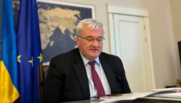 Сибіга обговорив з главою МЗС Угорщини продовольчу безпеку та зустріч лідерів