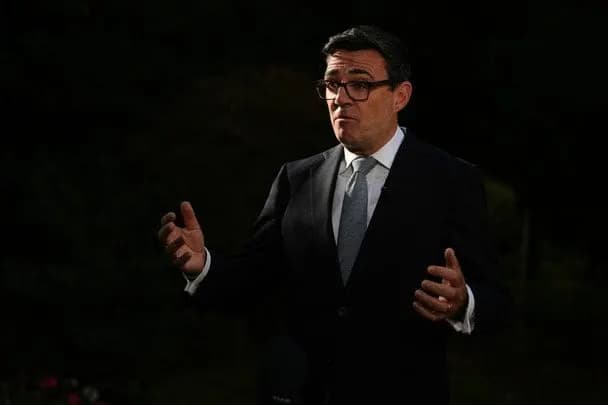 Британський прем'єр: Україна не віддасть територій, а переговори мають стартувати з лінії фронту
