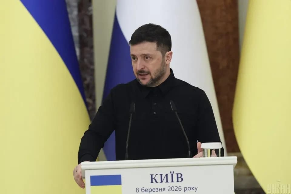 Зеленський обговорив Patriot та дипломатію з посланцями Трампа